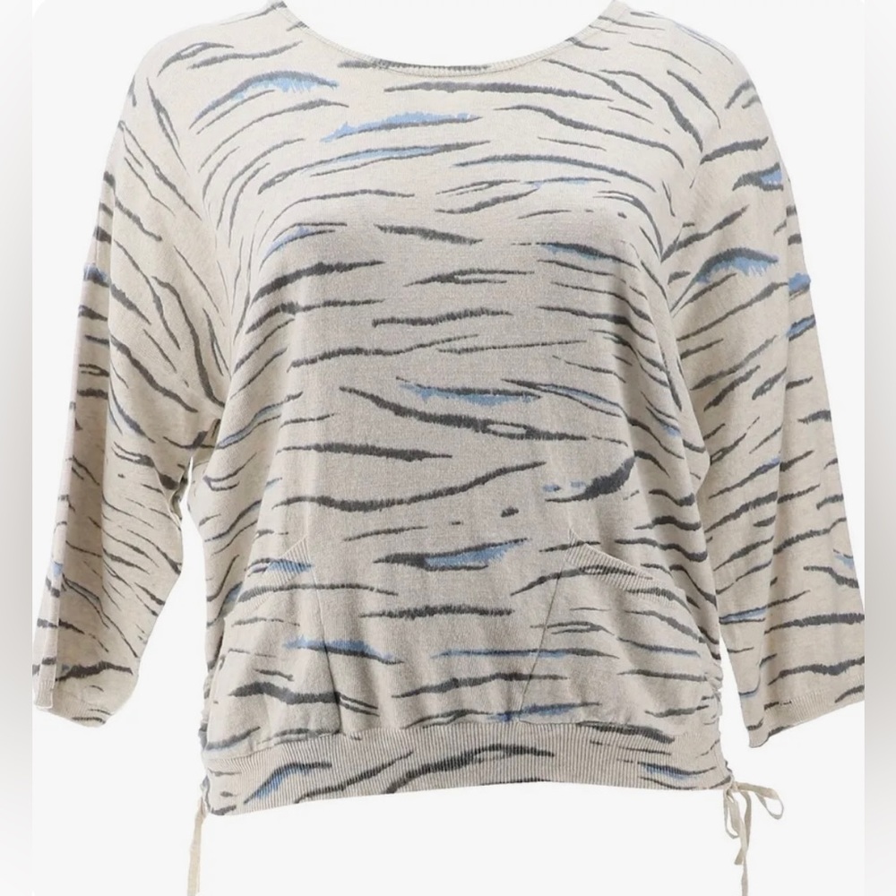 🆕 Democracy Clothing Two Pocket Short Sleeve Sweater GRAY TIGER 2X NWT